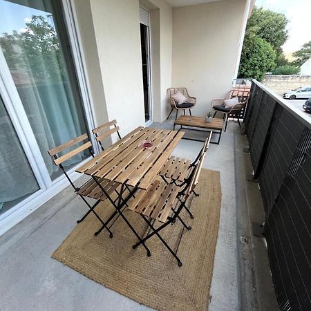 Joli Appt 45 M2 Avec Terrasse Appartement Lunel  Buitenkant foto