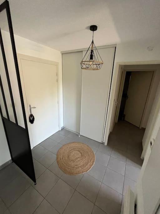 Joli Appt 45 M2 Avec Terrasse Appartement Lunel  Buitenkant foto
