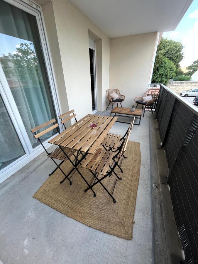 Joli Appt 45 M2 Avec Terrasse Appartement Lunel  Buitenkant foto
